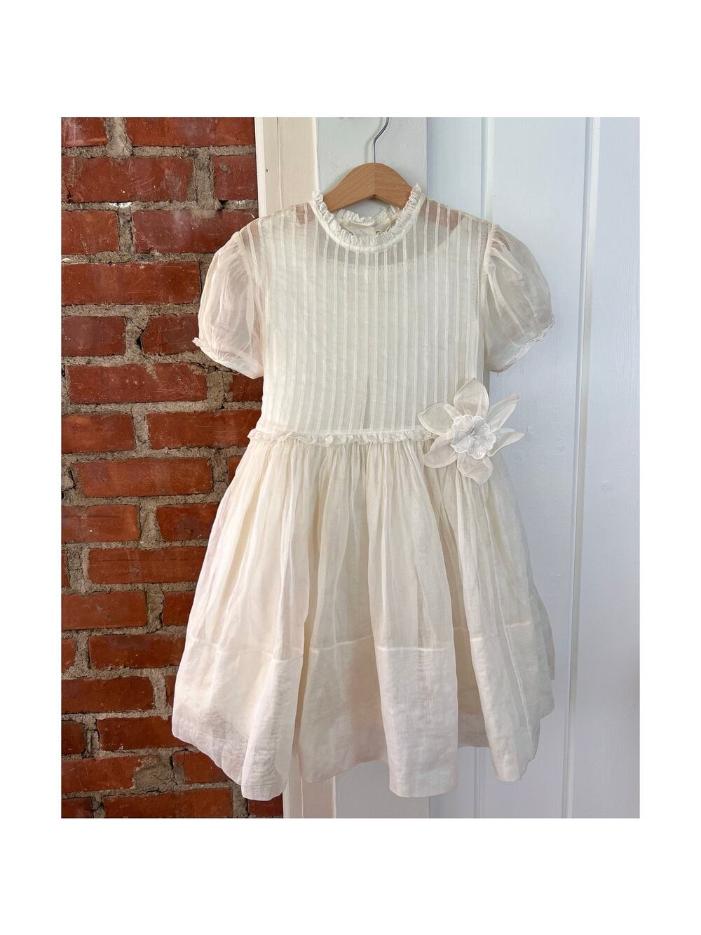 Vintage 80s Heirloom Flower Girl Dress Organza Lace Party Dress with Slip 4T